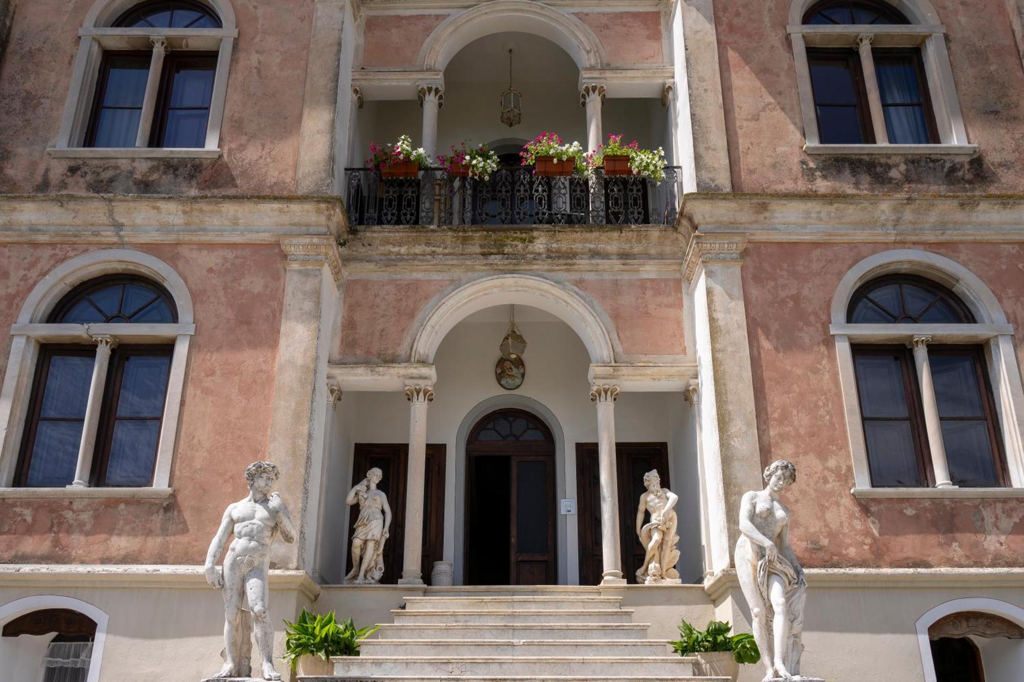 Villa Petri Vicopisano Екстериор снимка